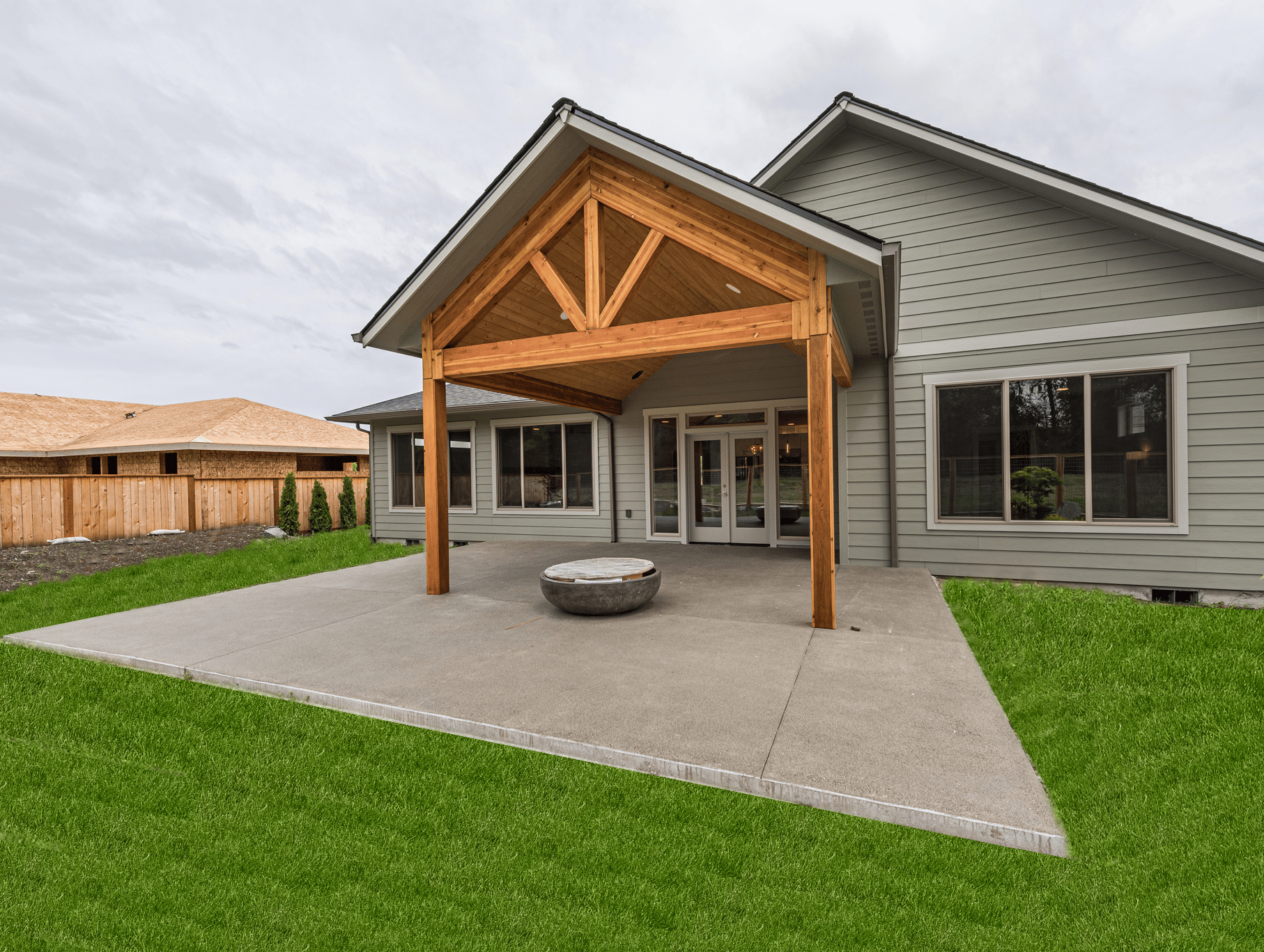 Lexar Homes Glenview Traditional Home Plan Exterior Photo