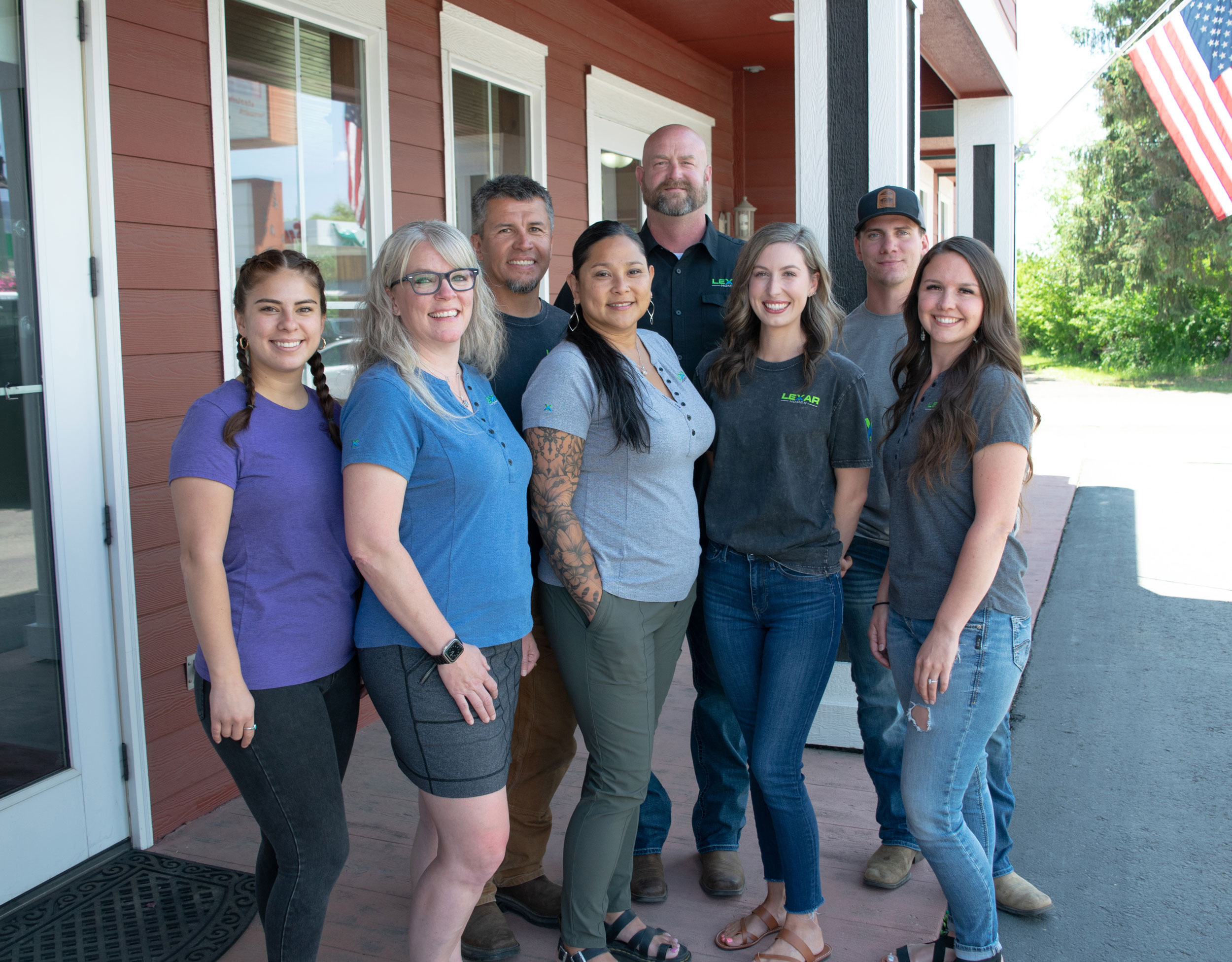 Team photo of the Lexar Homes of Donnelly staff